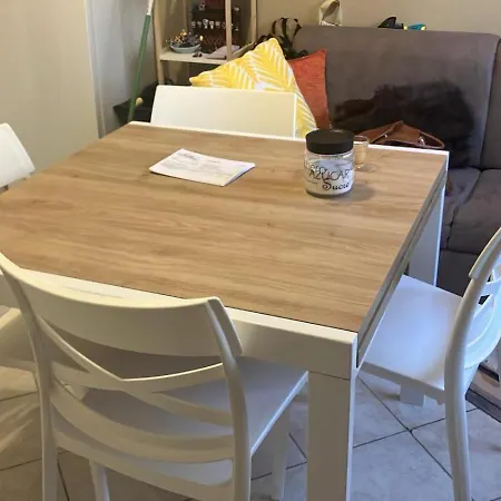 Lägenhet La Terrazza Di Nela Cuneo